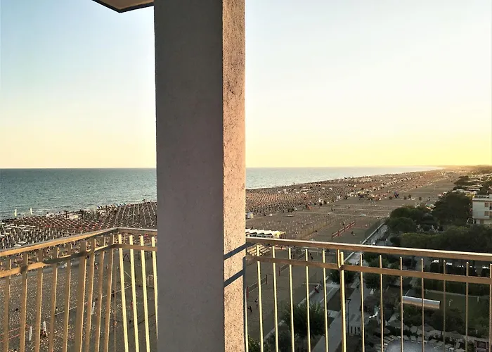 Modern Seafront Flat With Stunning Views Lejlighed *